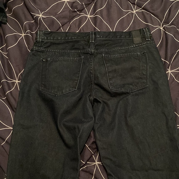 Perry Ellis - Picture 2 of 4